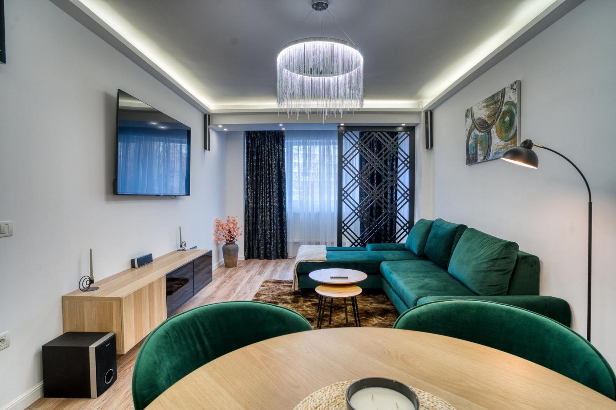 City Chic Retreat: Newly Renovated 1Br Apartment Bukarest Exteriör bild