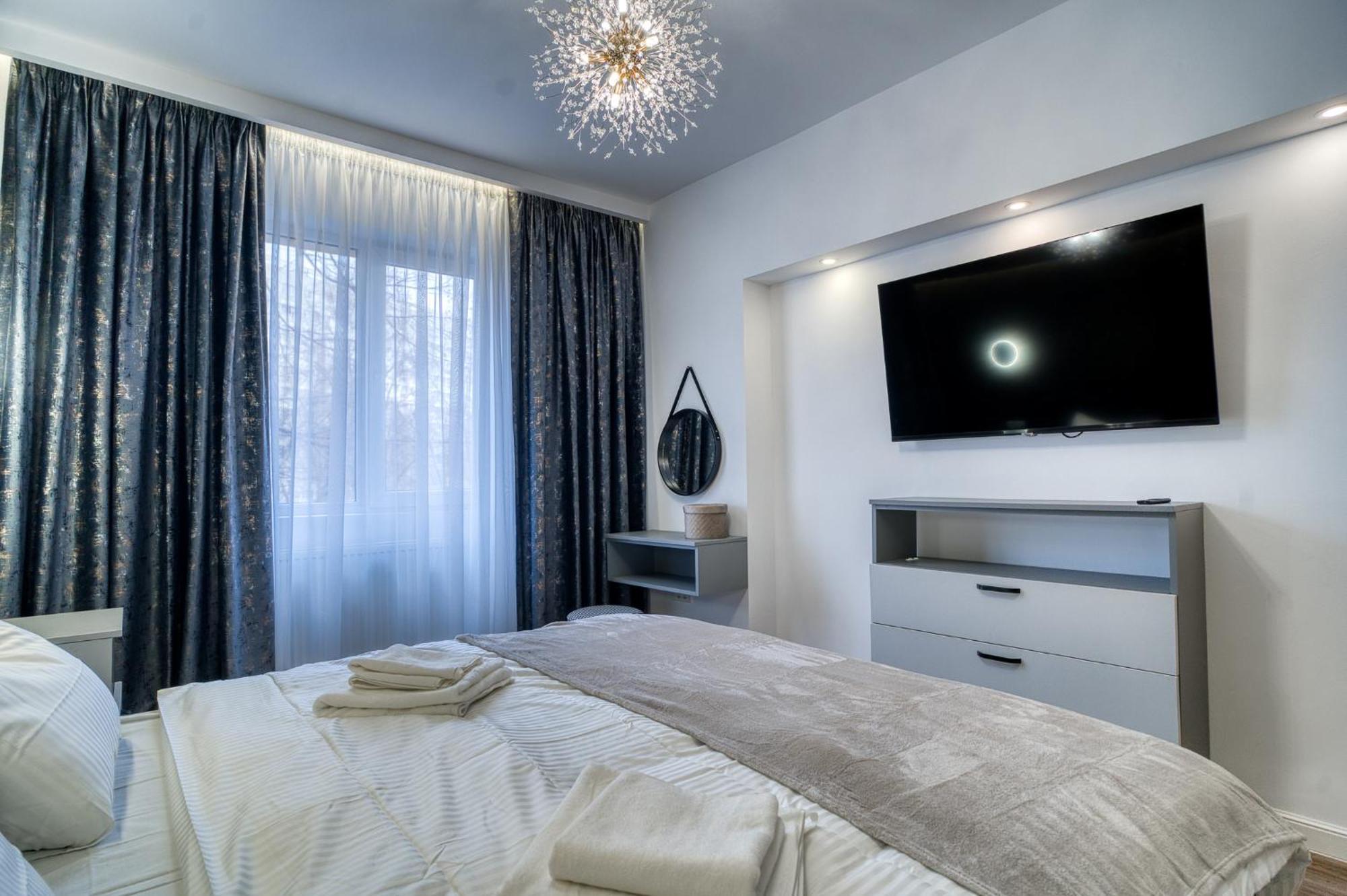 City Chic Retreat: Newly Renovated 1Br Apartment Bukarest Exteriör bild
